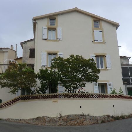 A Petricaghja Apartment Alata Luaran gambar